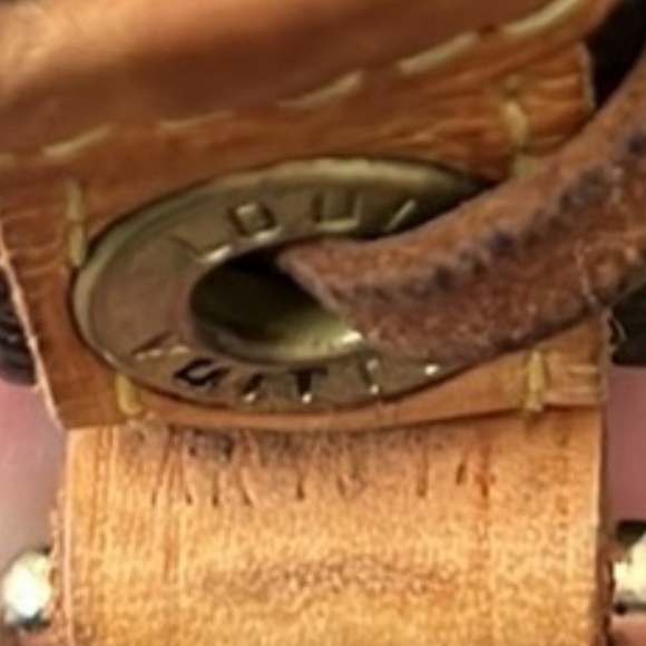 🌸Authentic Louis Vuitton🌸 Reasonable offers please 🌼 - Picture 13 of 16